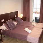 Hotel Linda 2*
