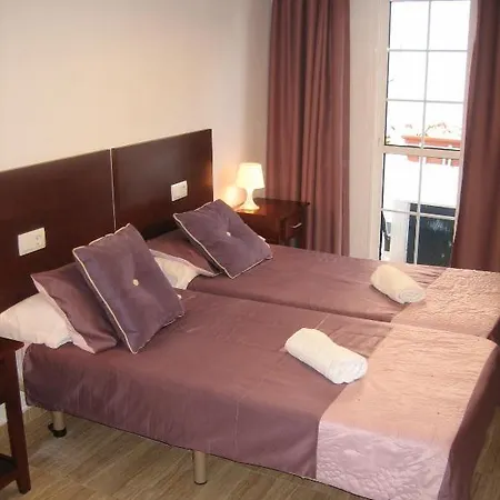 Hotel Linda 2*